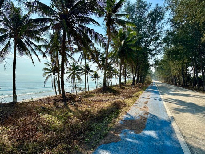 Bangkok Cycling To Ban Krut Beach 9 Days
